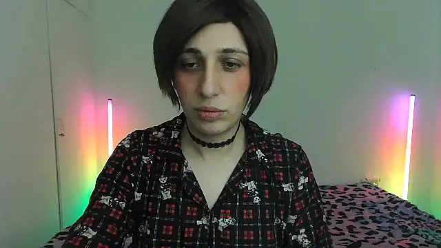 HoneyValentine online show from 02-19-26, 08:06