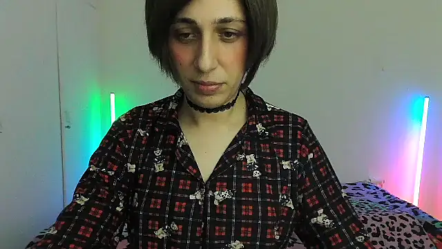 HoneyValentine online show from 02-20-26, 07:49