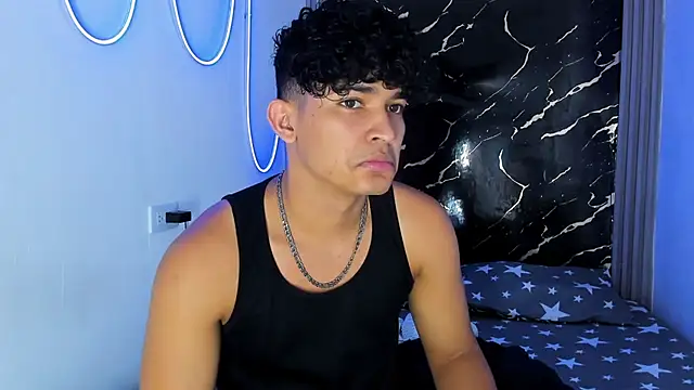 jamescurly00 online show from 01-07-26, 11:10