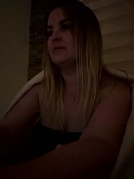 Snapshot of NSN_4lives chatting on 01-12-26, 11:53 NSN 4lives online show from 01-12-26, 11:53