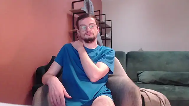 Snapshot of davidfrenchlove chatting on 02-14-26, 01:44 davidfrenchlove online show from 02-14-26, 01:44