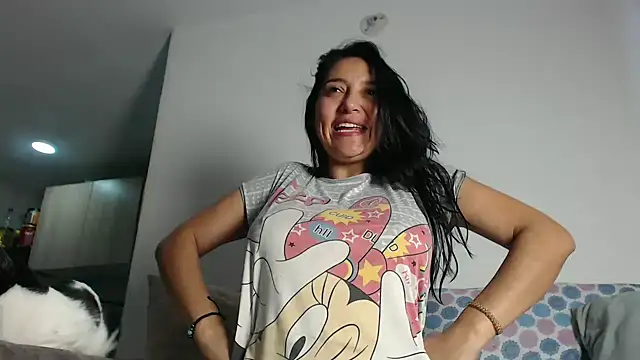 Snapshot of samanta_xi chatting on 05-26-26, 11:41 samanta xi online show from 05-26-26, 11:41
