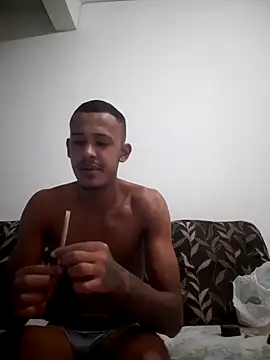 Magrinhodelicia011 online show from 04-02-26, 12:29
