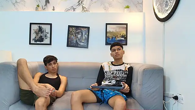 AVENGER BOYS2026 online show from 02-02-26, 01:26