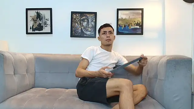 AVENGER BOYS2026 online show from 01-18-26, 01:20