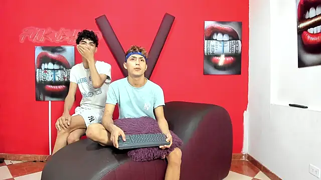 AVENGER BOYS2026 online show from 04-07-26, 07:10