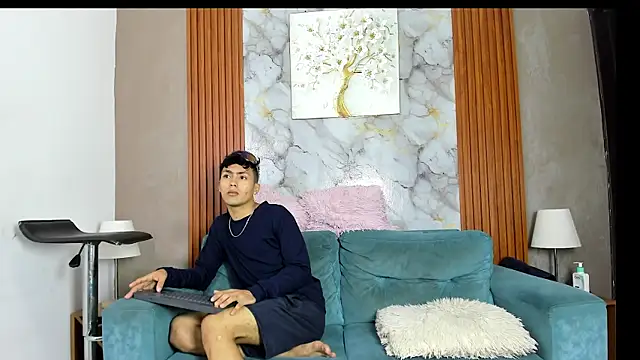 AVENGER BOYS2026 online show from 06-16-26, 07:14