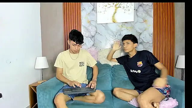 AVENGER BOYS2026 online show from 06-19-26, 07:20