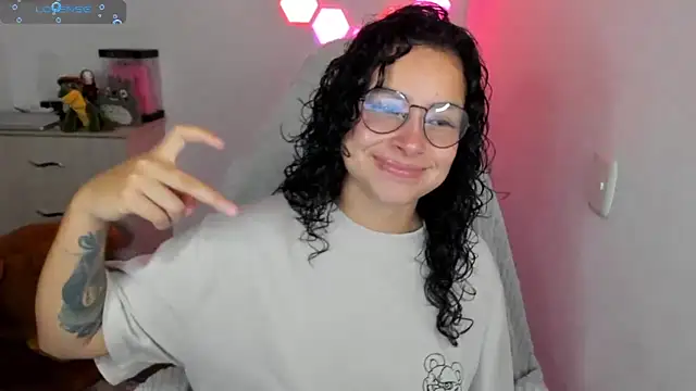 emillyaqua online show from 01-06-26, 09:08