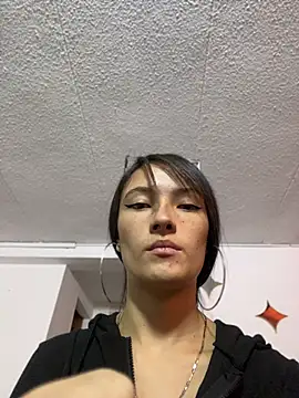 Michelle ec online show from 05-11-26, 04:04