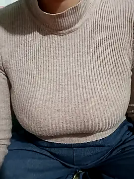 Tulip Giang online show from 01-12-26, 04:25