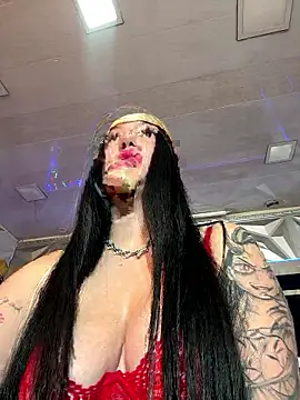 JulietthaLi online show from 01-06-26, 03:43