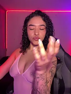 crystal dlun online show from 01-13-26, 03:16