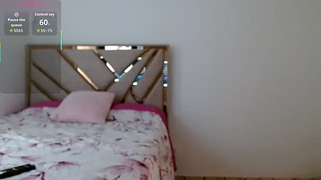 April  Fire online show from 01-06-26, 06:01