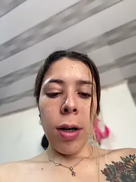 Snapshot of NatalyPinky chatting on 03-28-26, 06:20 NatalyPinky online show from 03-28-26, 06:20