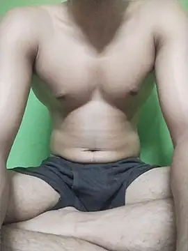 Snapshot of desiBig_dick chatting on 05-02-26, 01:27 desiBig dick online show from 05-02-26, 01:27