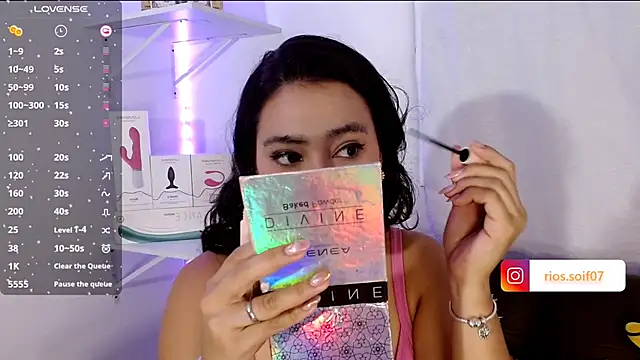 Snapshot of booty_sofia chatting on 01-15-26, 09:12 booty sofia online show from 01-15-26, 09:12