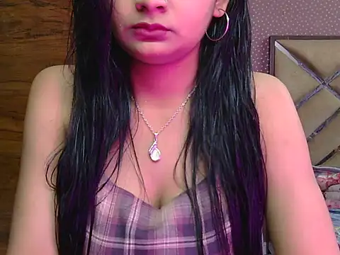 sweet riyaaa online show from 05-13-26, 06:53