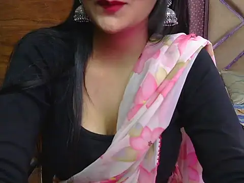 sweet riyaaa online show from 06-17-26, 06:46
