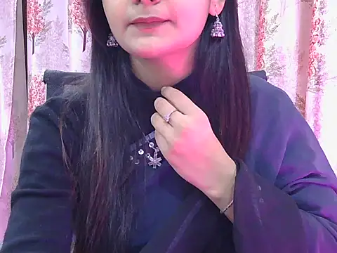 sweet riyaaa online show from 02-06-26, 05:25