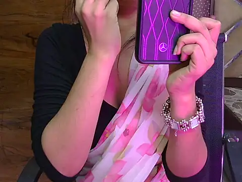 sweet riyaaa online show from 04-22-26, 03:57