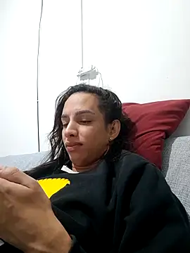 Snapshot of ofjuliaa chatting on 05-09-26, 06:55 ofjuliaa online show from 05-09-26, 06:55