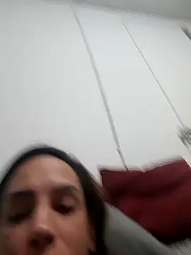 ofjuliaa online show from 04-08-26, 02:35