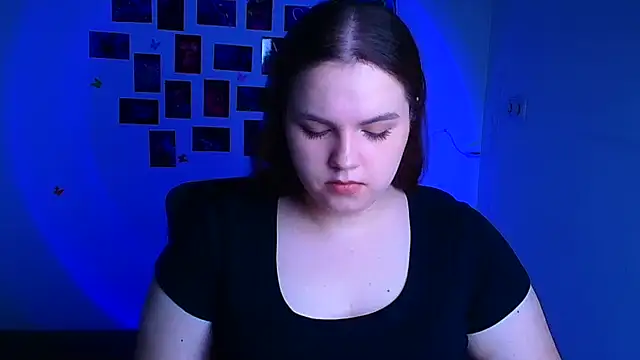 Kitty Mia Kitty online show from 03-15-26, 06:42