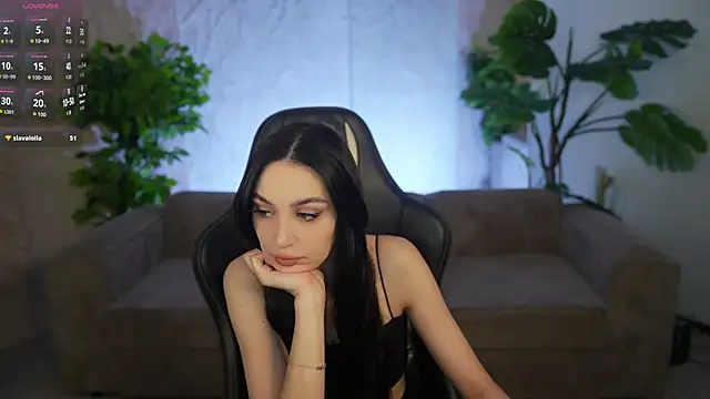 Snapshot of Mila_Rose054 chatting on 05-13-26, 03:02 Mila Rose054 online show from 05-13-26, 03:02