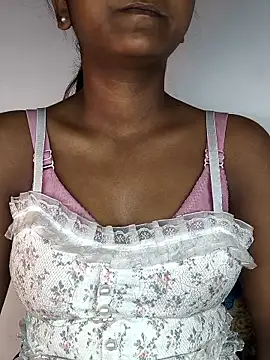 Royal-girl78 online show from 01-13-26, 04:22