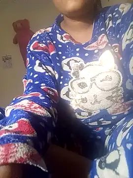 sakina121 online show from 01-13-26, 03:49