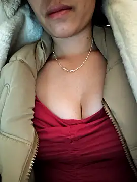 -Lynn- online show from 01-12-26, 01:34