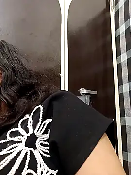 piryasharma005 online show from 03-06-26, 11:27