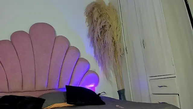 Candy temptation0 online show from 01-13-26, 01:48