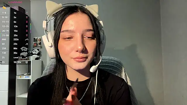 TomiRodenberg online show from 01-12-26, 01:40