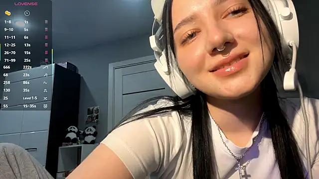 TomiRodenberg online show from 01-11-26, 01:29