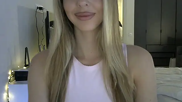 LizaSweetyq online show from 03-04-26, 09:06