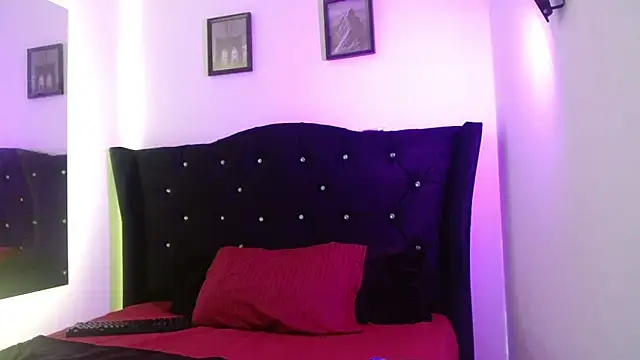 Angel adrien online show from 04-07-26, 12:40