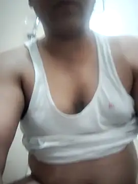 Snapshot of Erode_paiyan1 chatting on 06-04-26, 11:37 Erode paiyan1 online show from 06-04-26, 11:37