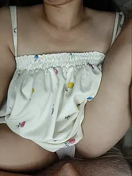 Snapshot of linhha23 chatting on 07-30-26, 02:27 linhha23 online show from 07-30-26, 02:27