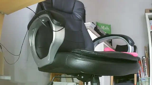 schlueppee64 online show from 02-25-26, 09:09