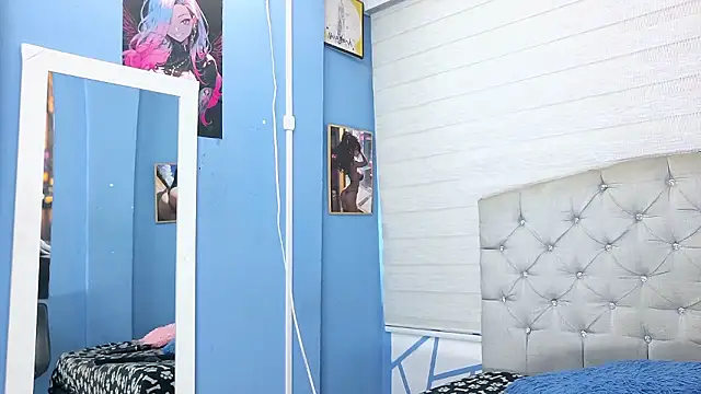 Snapshot of eimy_hot19 chatting on 01-18-26, 02:09 eimy hot19 online show from 01-18-26, 02:09