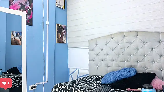 Snapshot of eimy_hot19 chatting on 01-08-26, 02:34 eimy hot19 online show from 01-08-26, 02:34