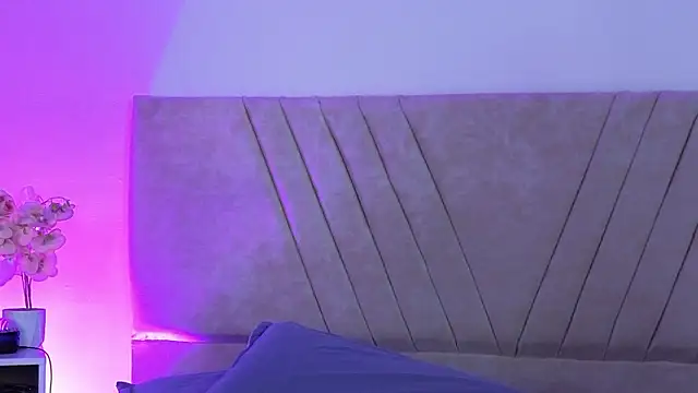 DulceRouss  online show from 03-26-26, 11:52