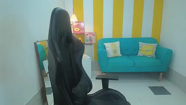 esmeralda cuisman online show from 01-17-26, 11:25