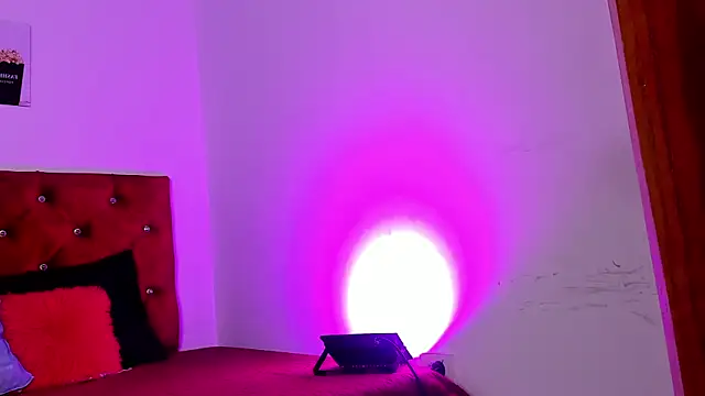 Liamsubtle01 online show from 03-31-26, 11:01