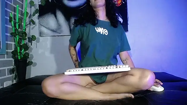 Ashley Connorr online show from 01-13-26, 11:08