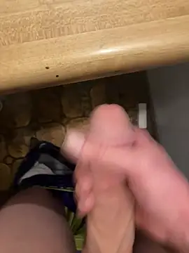 Nutsohard online show from 01-14-26, 05:27