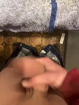 Nutsohard online show from 01-12-26, 08:04