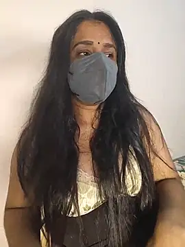 Snapshot of VAIGA chatting on 05-25-26, 05:55 VAIGA online show from 05-25-26, 05:55